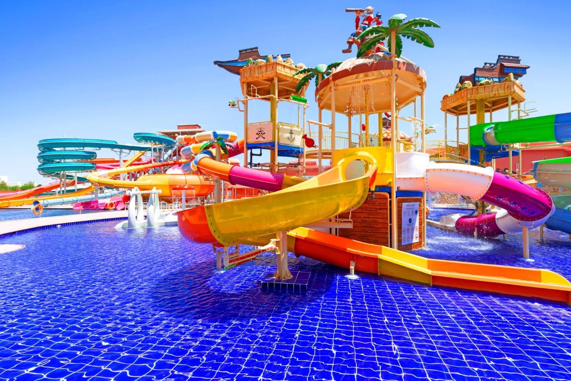 Pickalbatros Laguna Vista Aqua Park 샤름 엘 셰이크 외부 사진 The park's slides