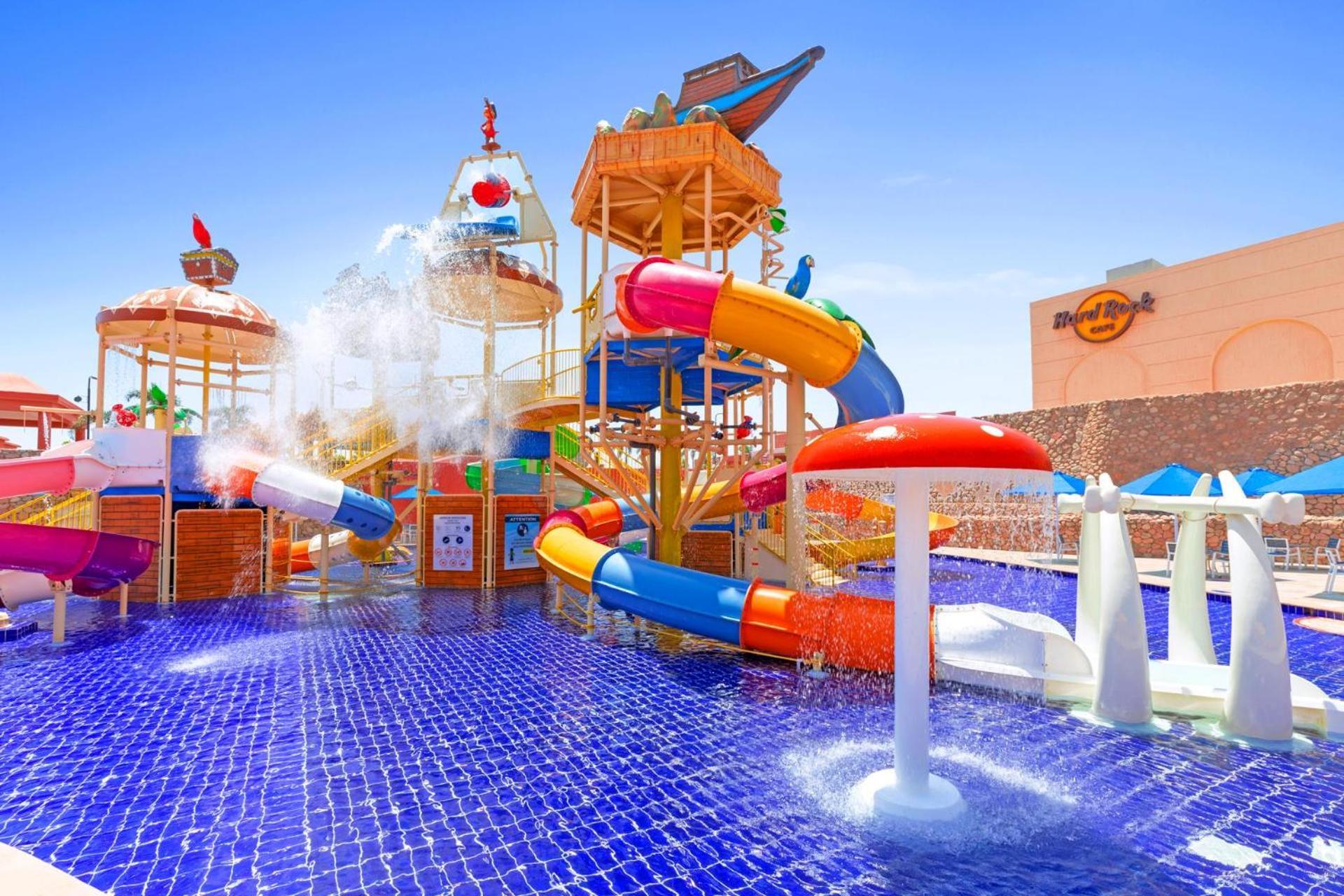 Pickalbatros Laguna Vista Aqua Park 샤름 엘 셰이크 외부 사진 The park's water slides
